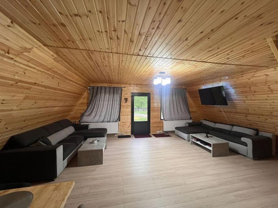 Cabana Laica, Romania Petrila Εξωτερικό φωτογραφία